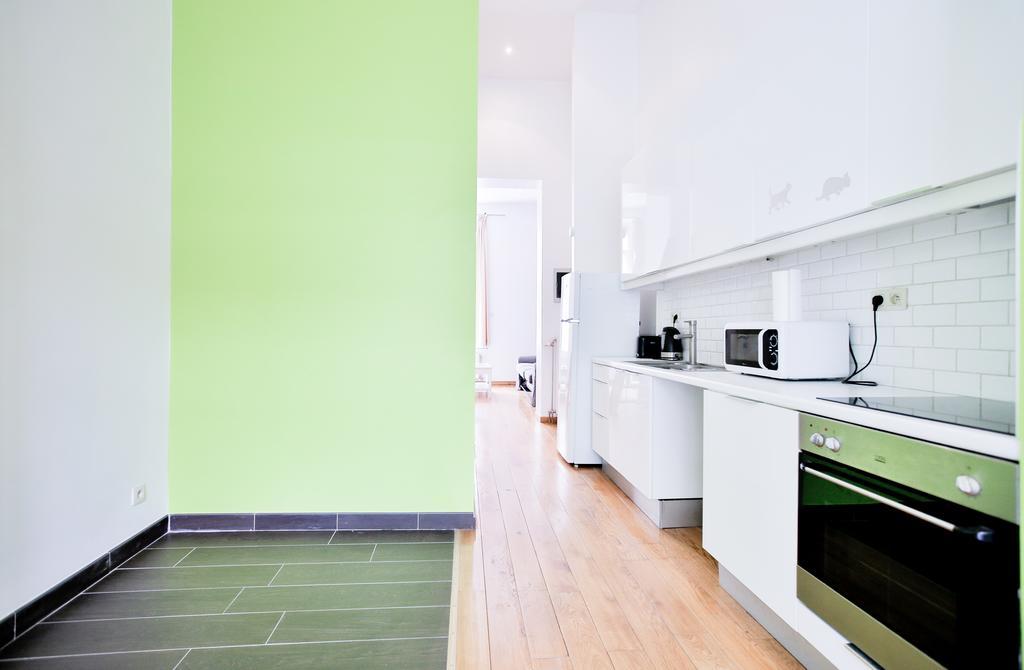 Louise Uptown Apartments Brussel Kamer foto