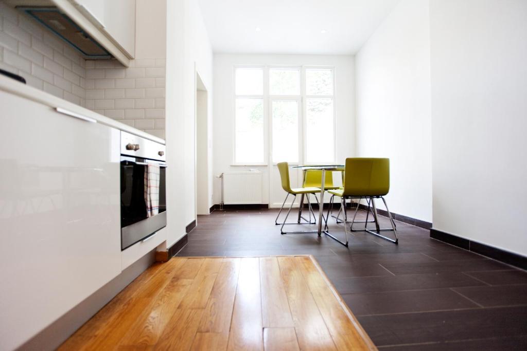 Louise Uptown Apartments Brussel Kamer foto