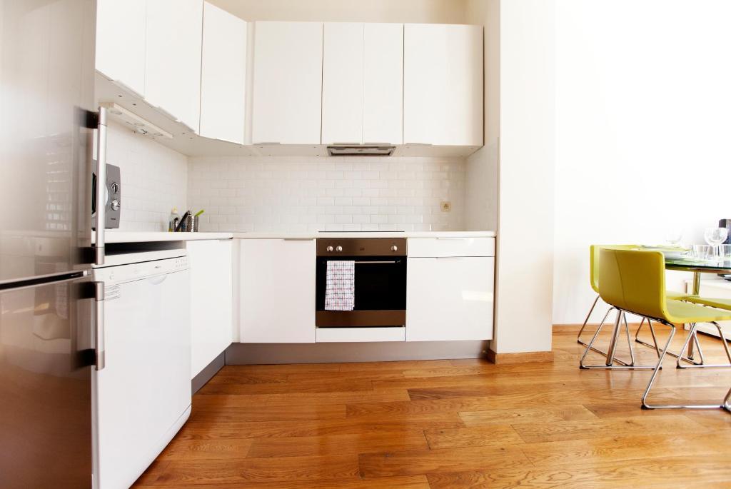 Louise Uptown Apartments Brussel Kamer foto